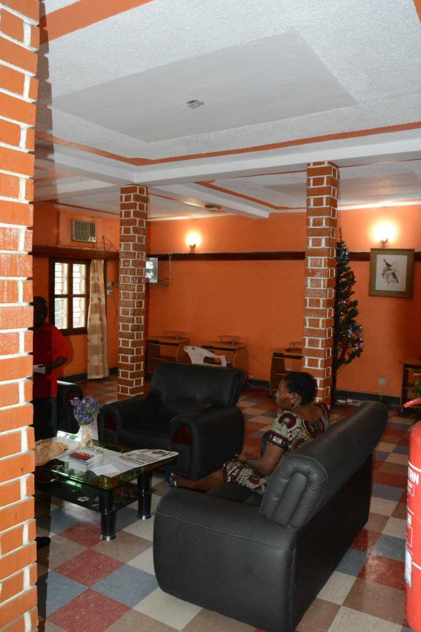 Rwenzori International Hotel Kasese Exteriör bild