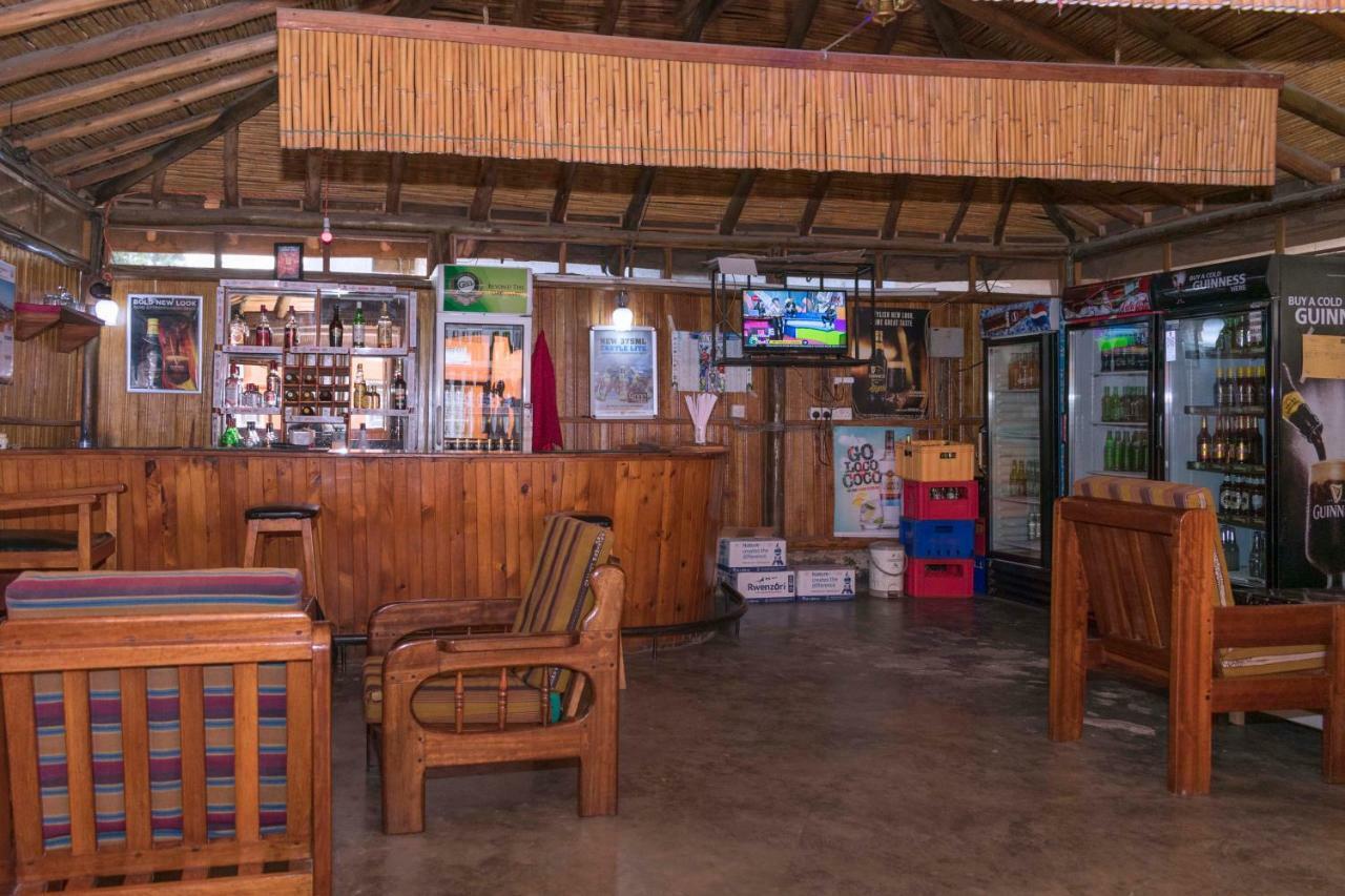 Rwenzori International Hotel Kasese Exteriör bild
