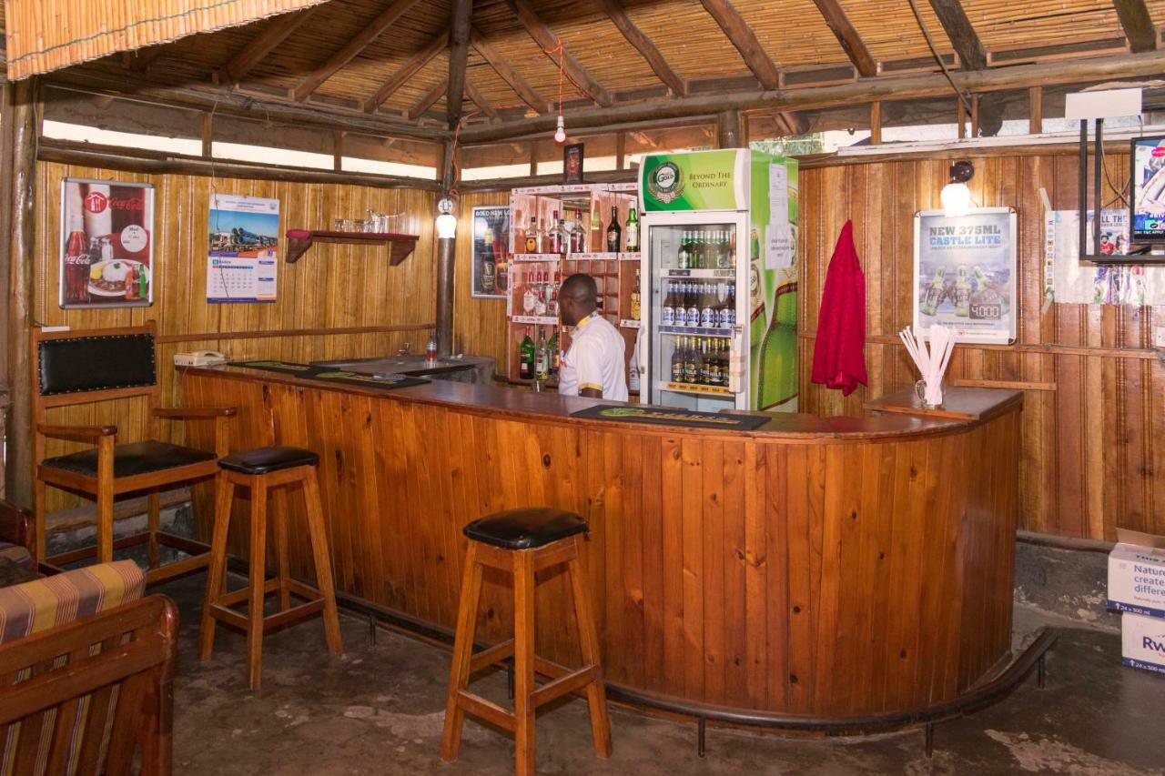 Rwenzori International Hotel Kasese Exteriör bild