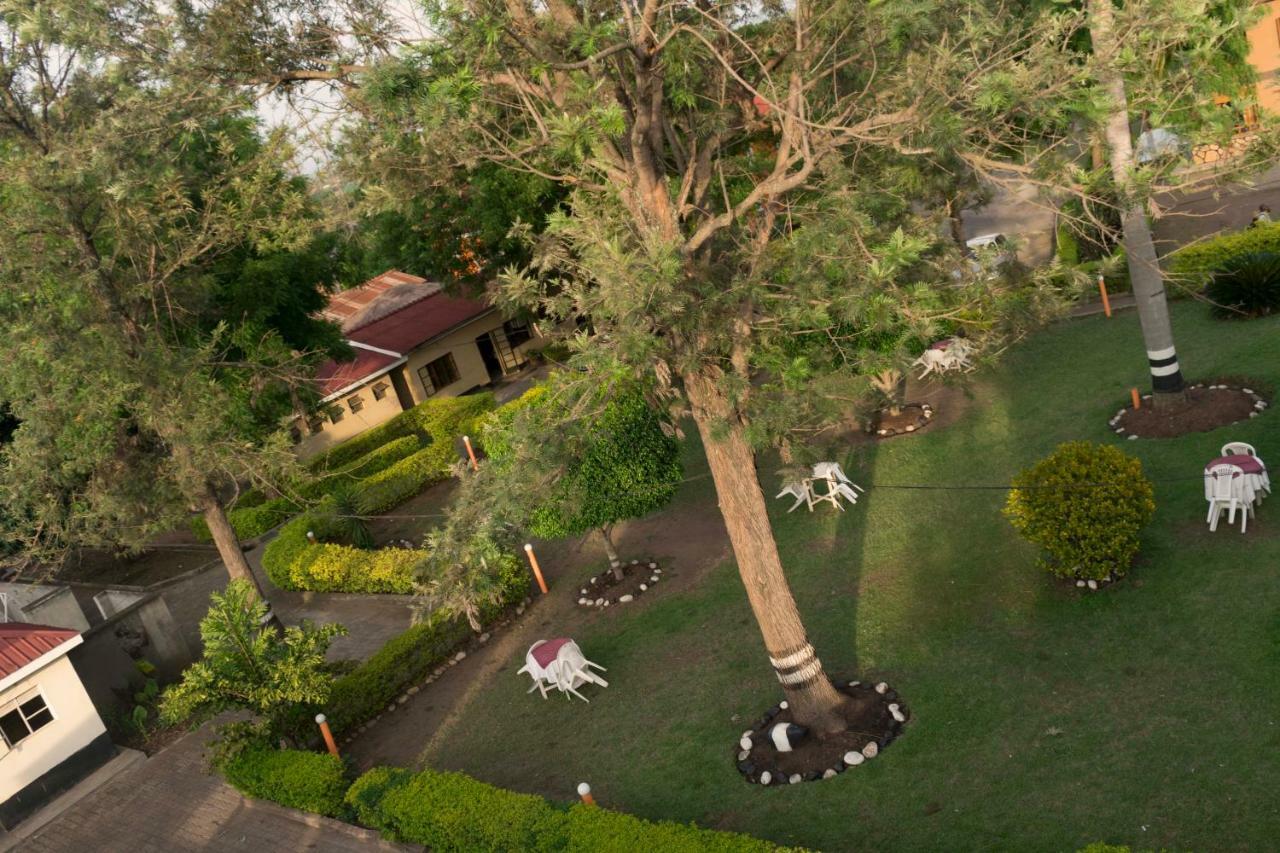 Rwenzori International Hotel Kasese Exteriör bild