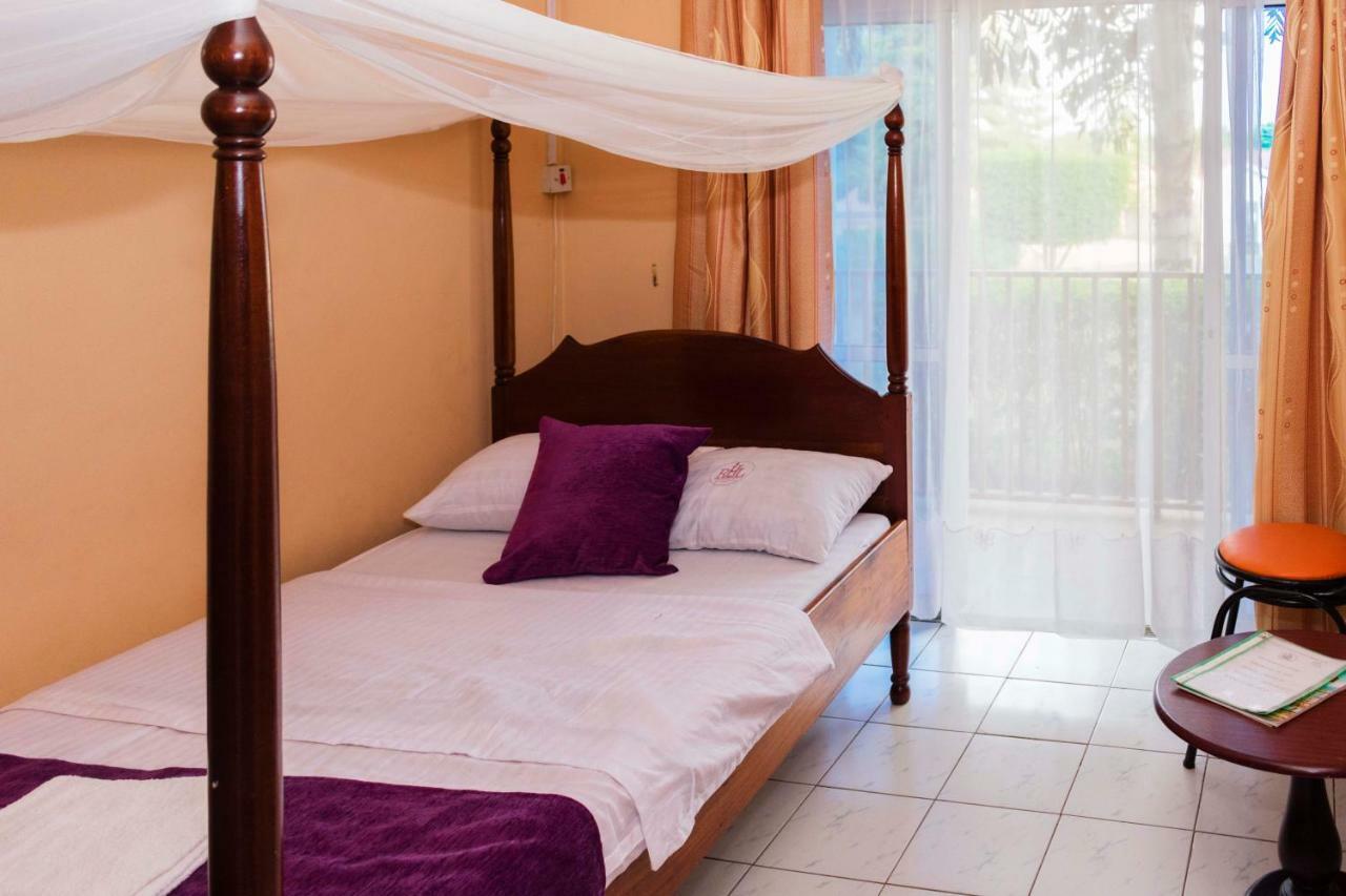 Rwenzori International Hotel Kasese Exteriör bild