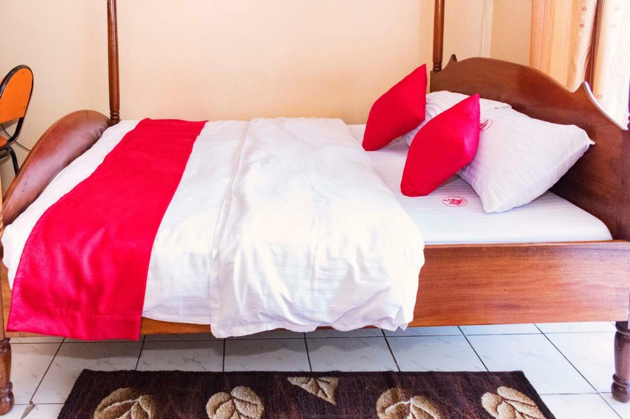 Rwenzori International Hotel Kasese Exteriör bild